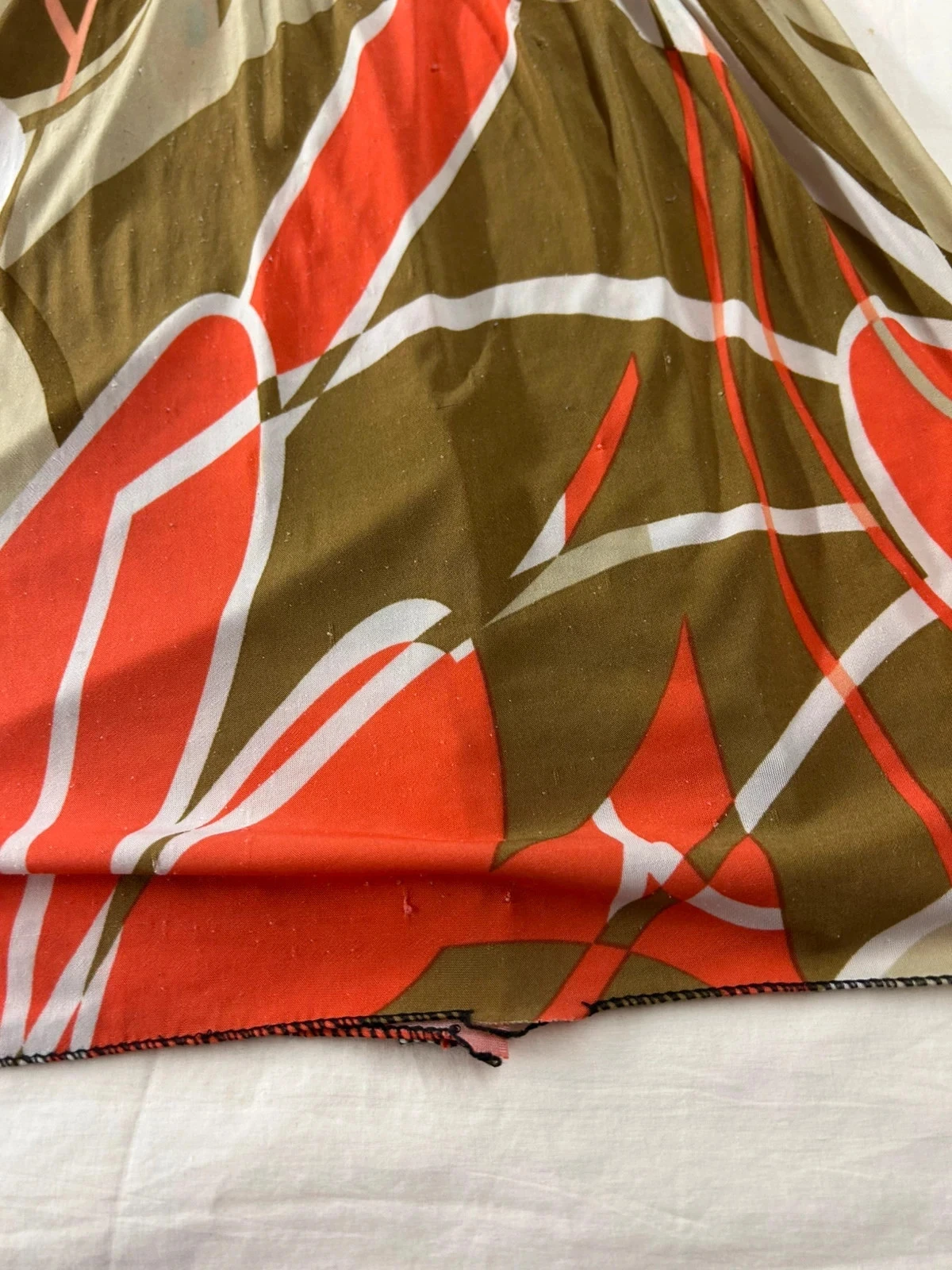 Vestido sin tirantes multicolor con estampado vintage – photo 4